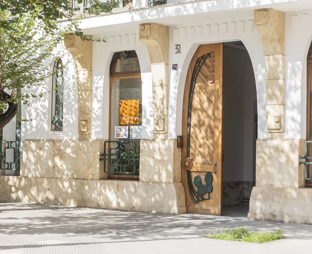 La entrada del estudio, a pie de calle